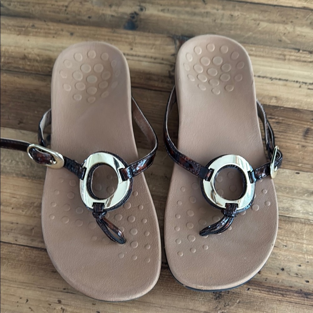 Vionic Brown and Gold Sandals with Quilted Footbed